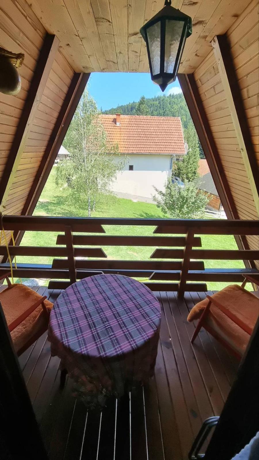 Planinska Kuca Dusan Mitrovac Luaran gambar